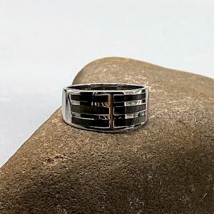 925 Silberring, glänzend mit echtem Perlmutt, schwarz