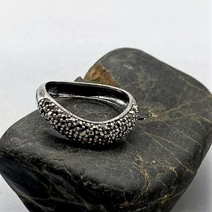 925 Silberring, glänzend mit Markasiten